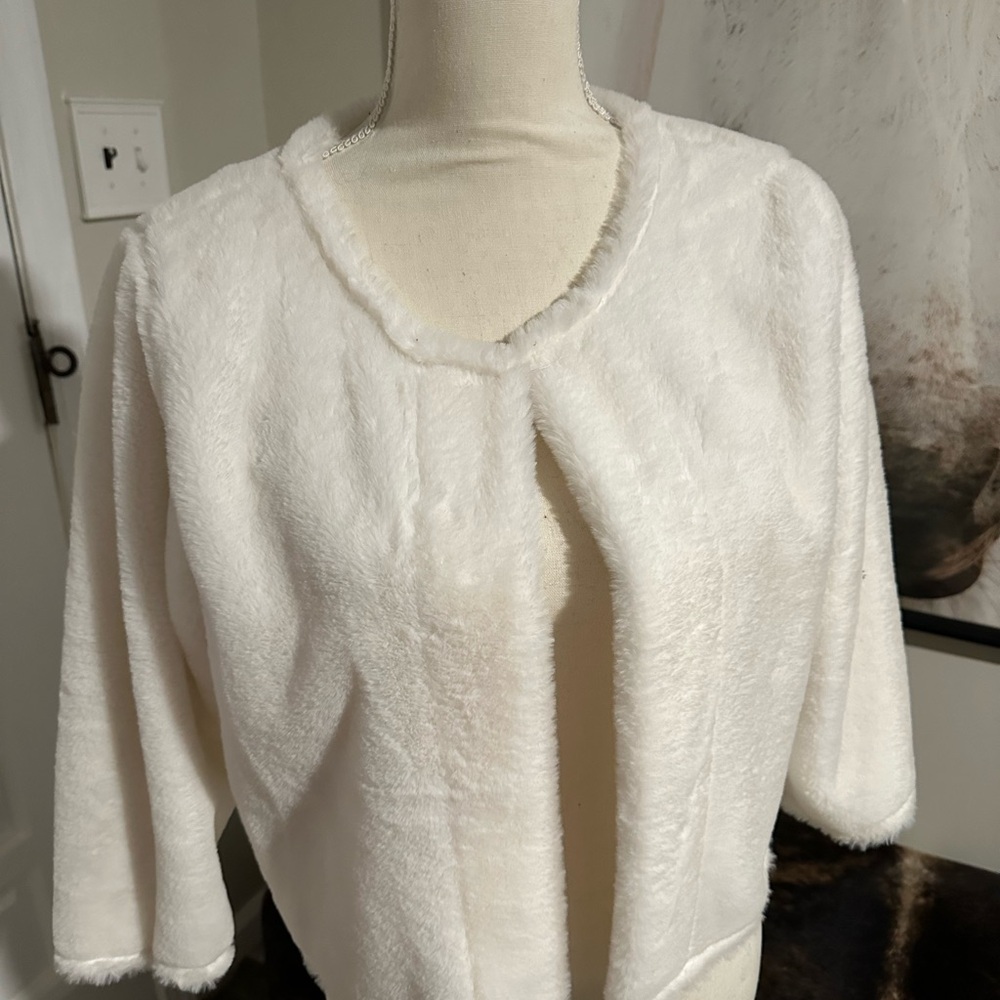 Faux fur white jacket